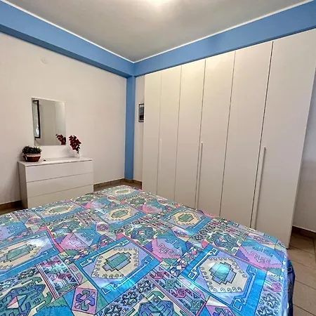Eleonora Apartamento *